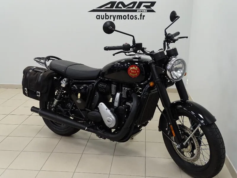 GOLD STAR 650  permis A2