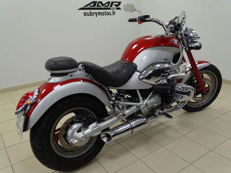 R 1200 C