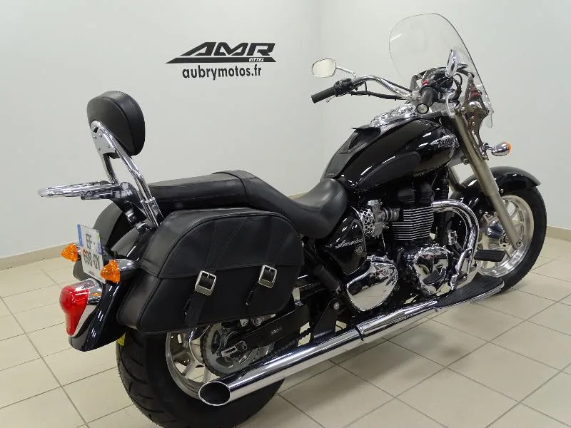 BONNEVILLE AMERICA 900