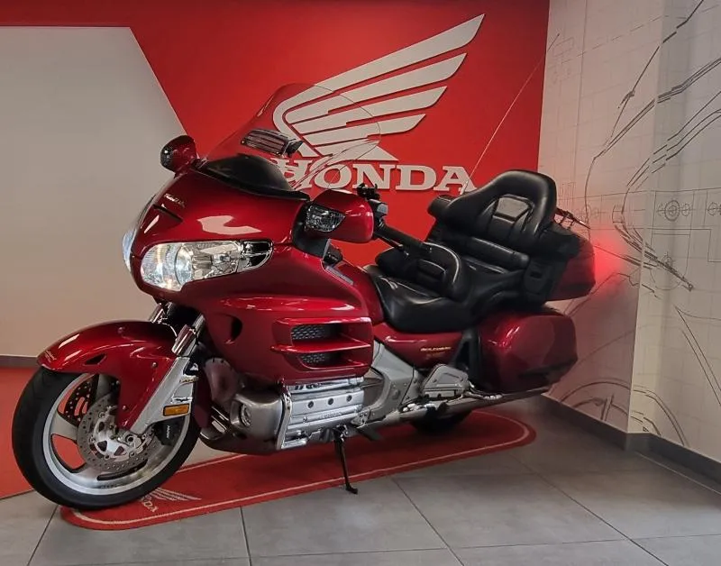 GL1800 GOLDWING