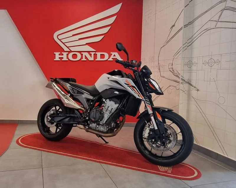 790 DUKE ABS