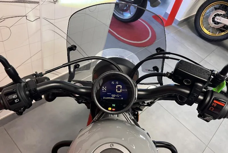 CMX 500 REBEL