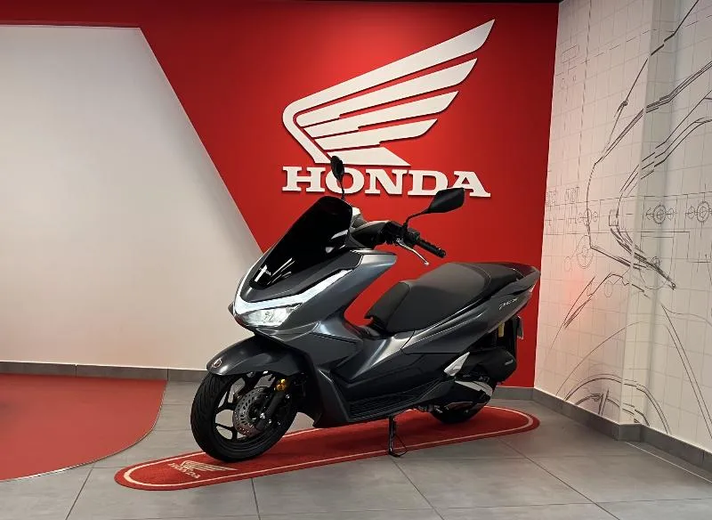 PCX 125