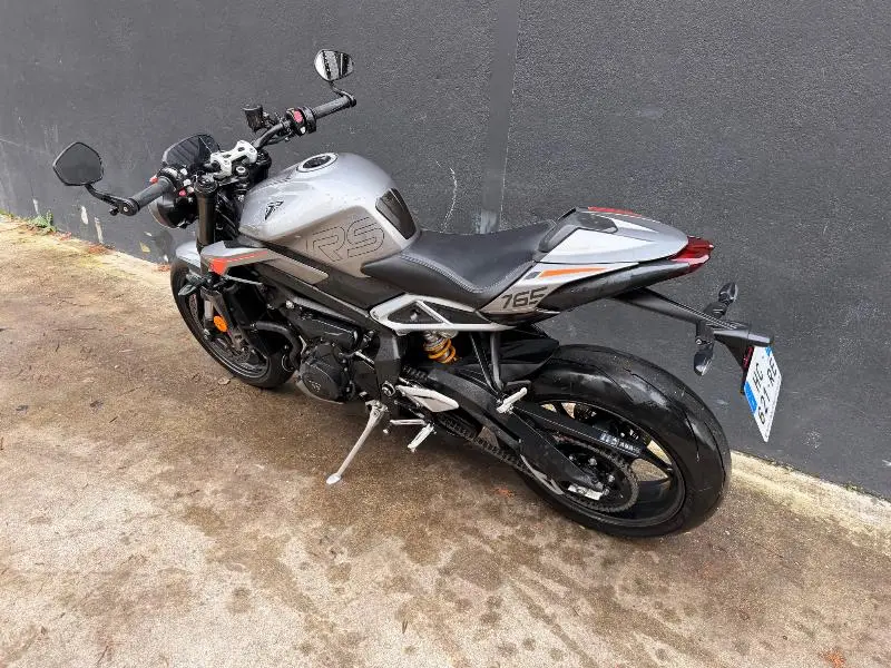 STREET TRIPLE 765 RS