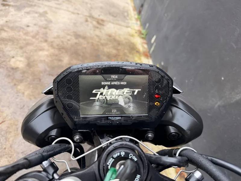 STREET TRIPLE 765 RS