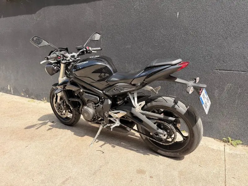 STREET TRIPLE 660 S A2
