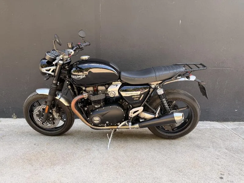 SPEED TWIN 1200