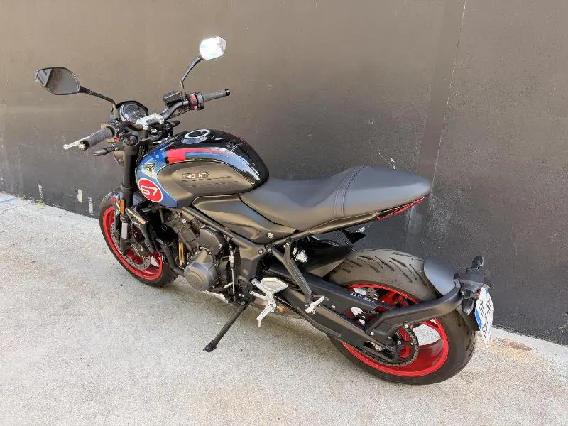 TRIDENT 660