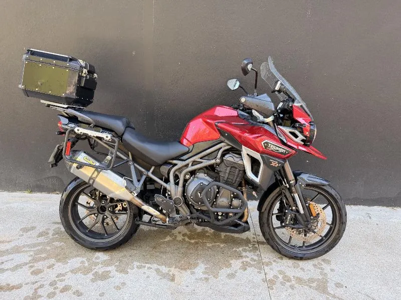 TIGER 1200 EXPLORER XRT