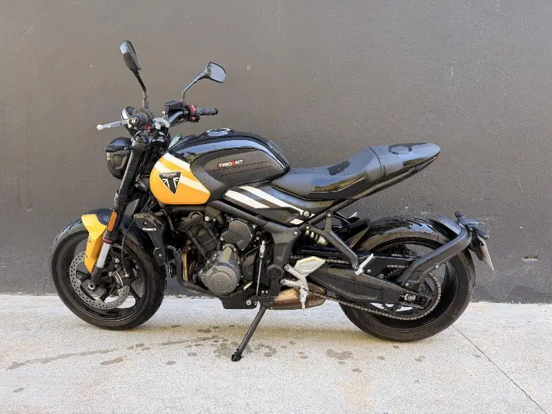 TRIDENT 660