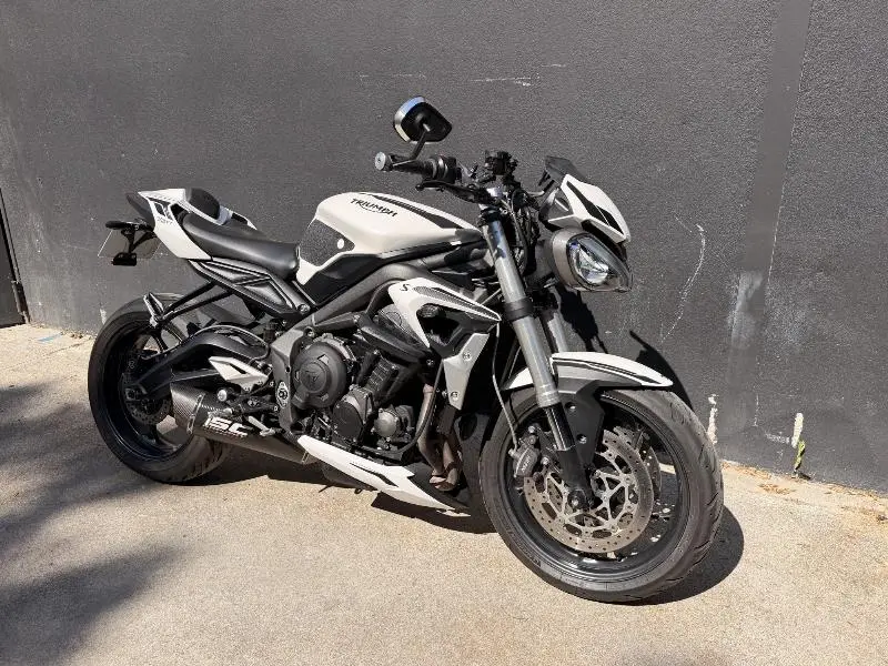 STREET TRIPLE 660 S A2