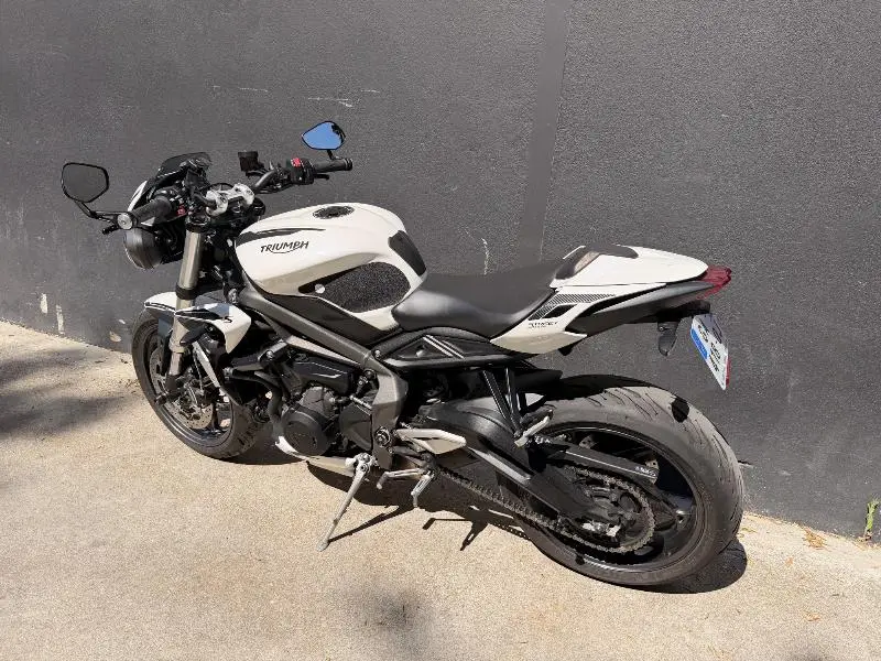 STREET TRIPLE 660 S A2