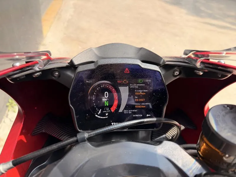 SPEED TRIPLE 1200 RR