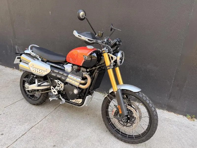 SCRAMBLER 1200 XE