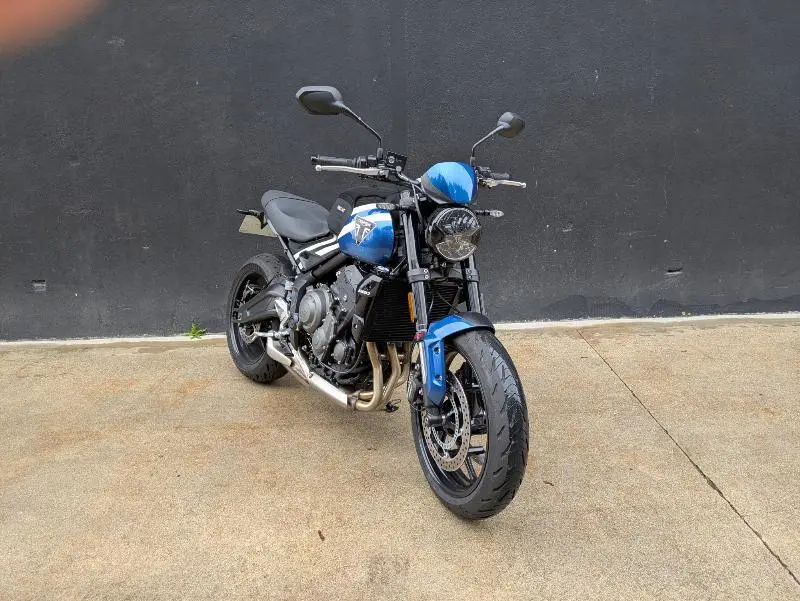 TRIDENT 660