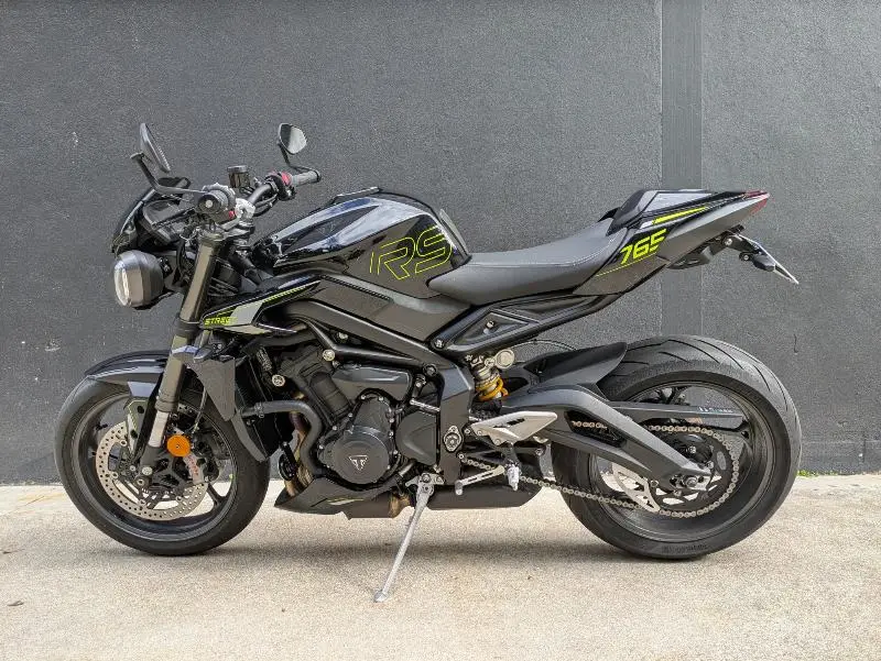 STREET TRIPLE 765 RS