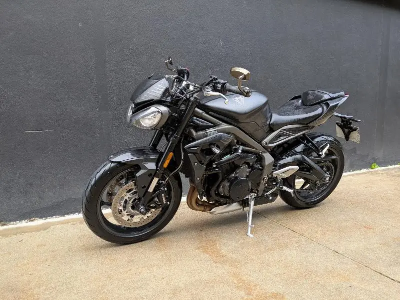 STREET TRIPLE 765 R LOW