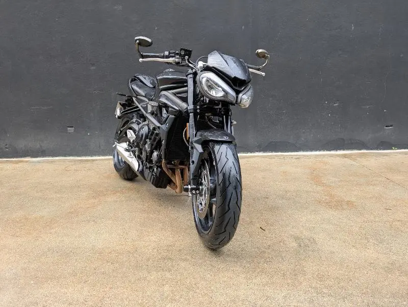 STREET TRIPLE 765 R LOW