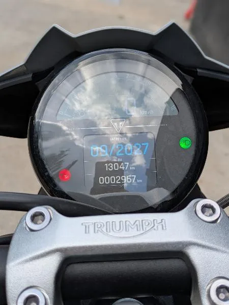 TRIDENT 800