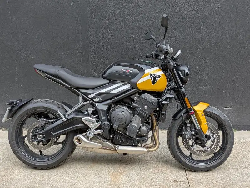 TRIDENT 660