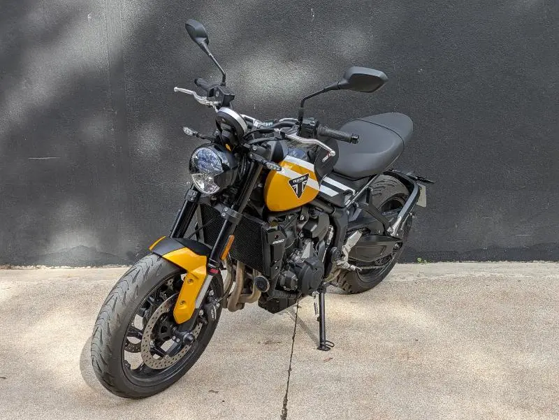 TRIDENT 660