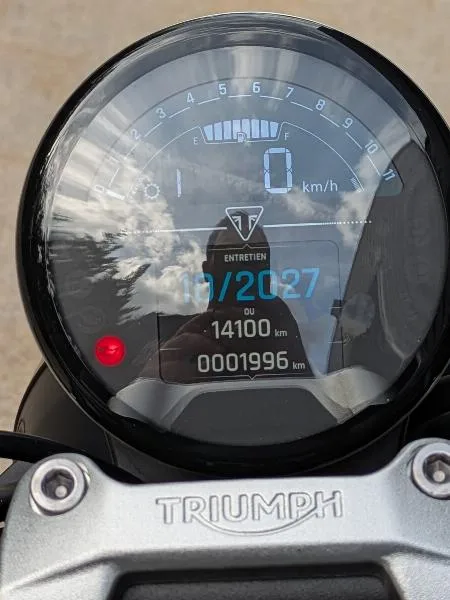 TRIDENT 660