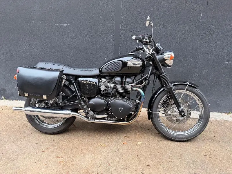 BONNEVILLE 865 T100