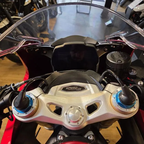 SPEED TRIPLE 1200 RR