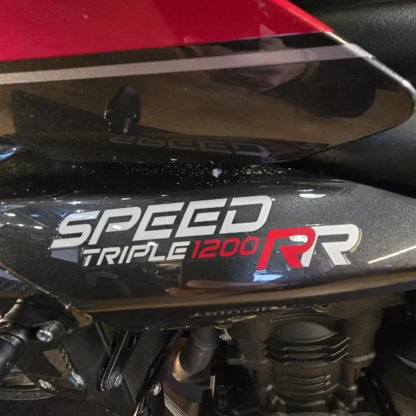SPEED TRIPLE 1200 RR