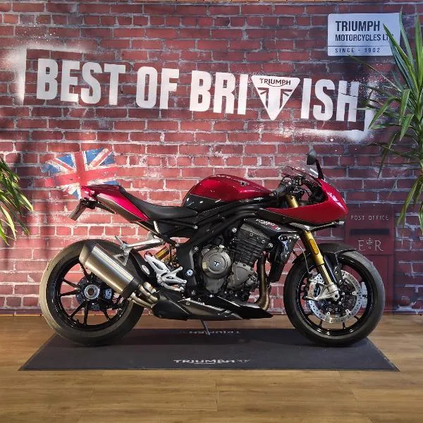 SPEED TRIPLE 1200 RR