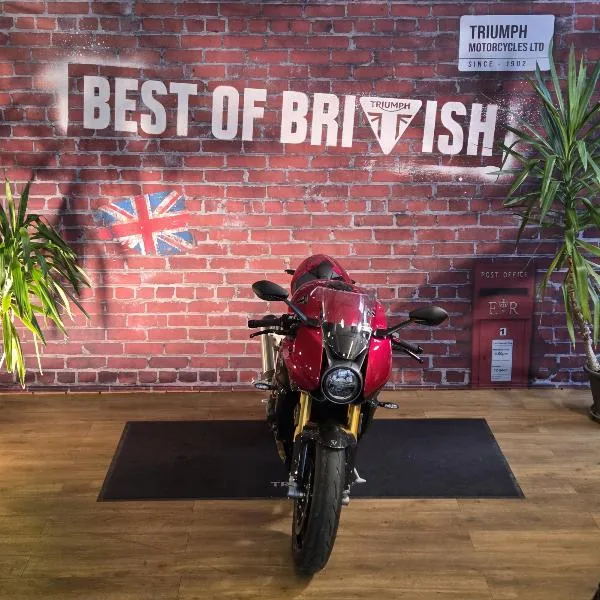 SPEED TRIPLE 1200 RR