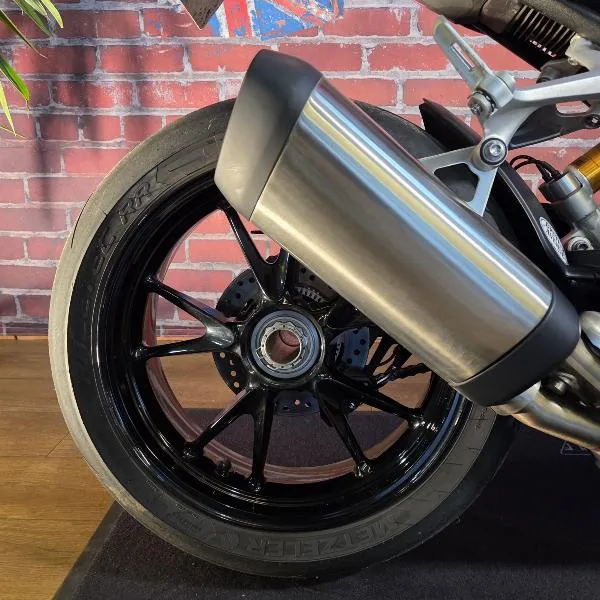 SPEED TRIPLE 1200 RR
