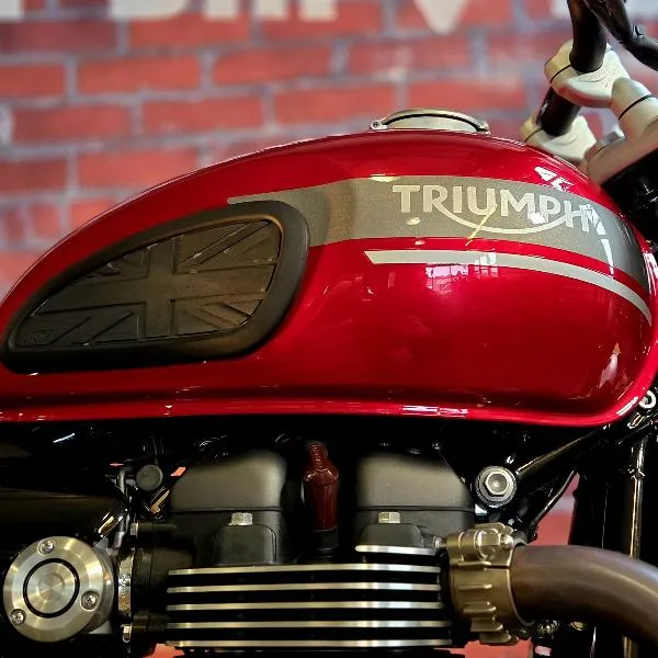 SPEED TWIN 1200