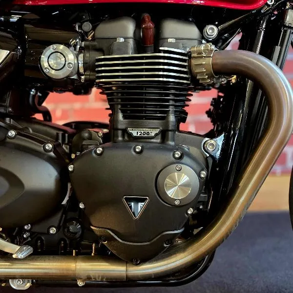 SPEED TWIN 1200