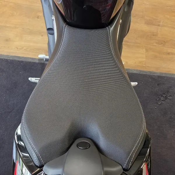 SPEED TRIPLE 1200 RS
