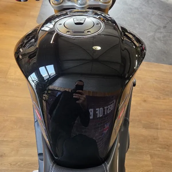 SPEED TRIPLE 1200 RS