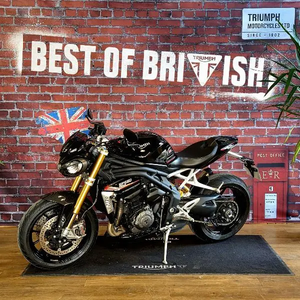 SPEED TRIPLE 1200 RS