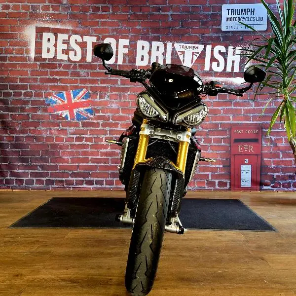 SPEED TRIPLE 1200 RS