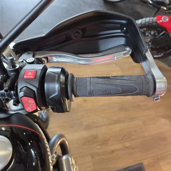 SCRAMBLER 1200 XC