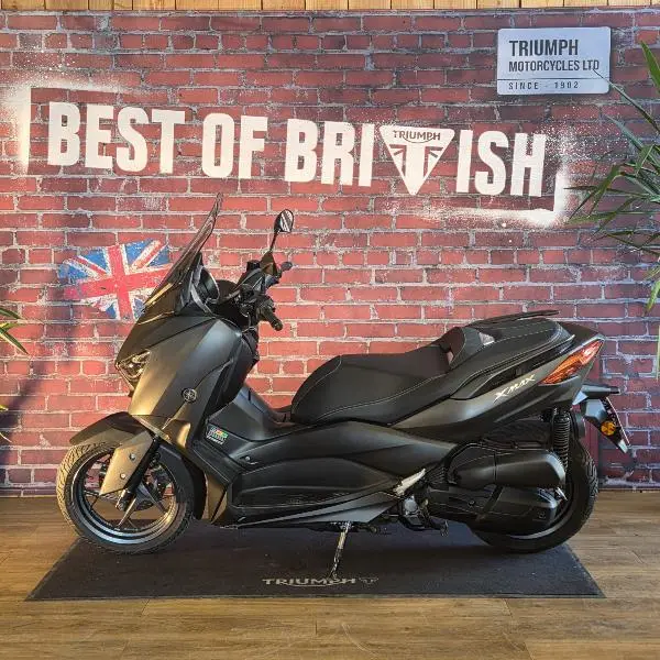 XMAX 125