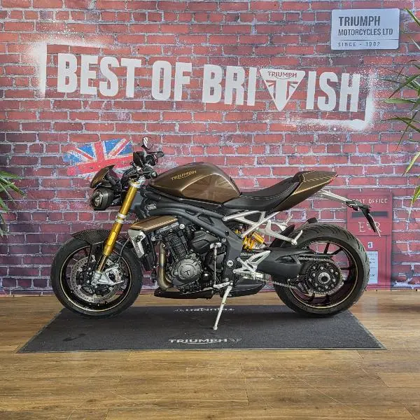 SPEED TRIPLE 1200 RS