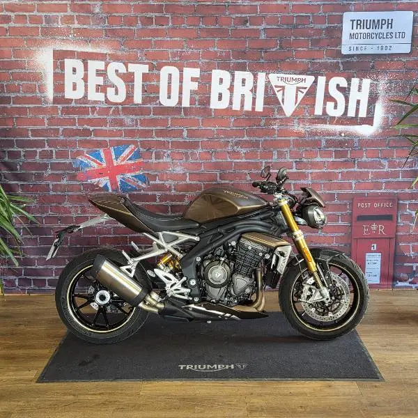 SPEED TRIPLE 1200 RS