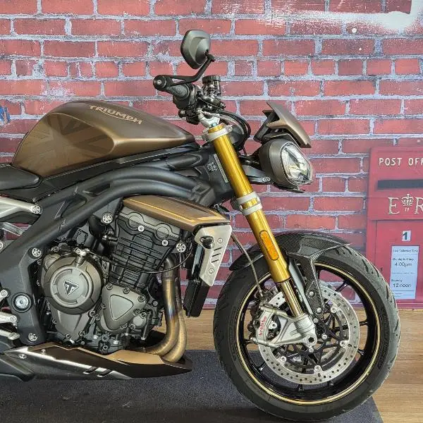 SPEED TRIPLE 1200 RS