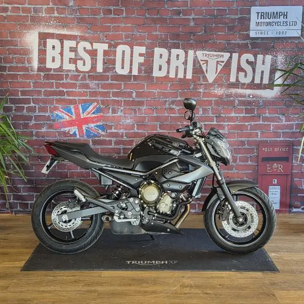 XJ6N 2010