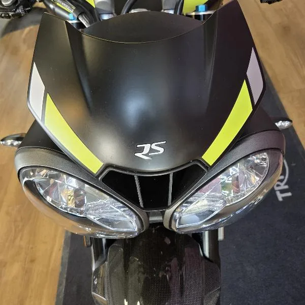 SPEED TRIPLE 1050 RS