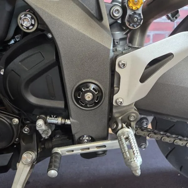 SPEED TRIPLE 1050 RS