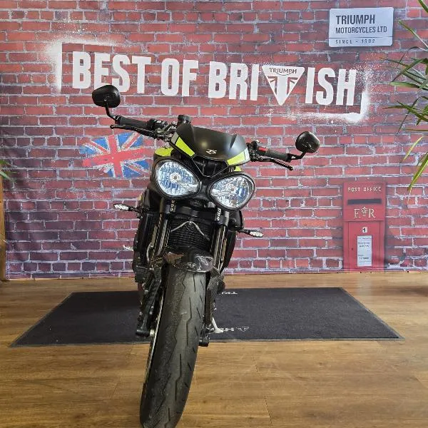 SPEED TRIPLE 1050 RS