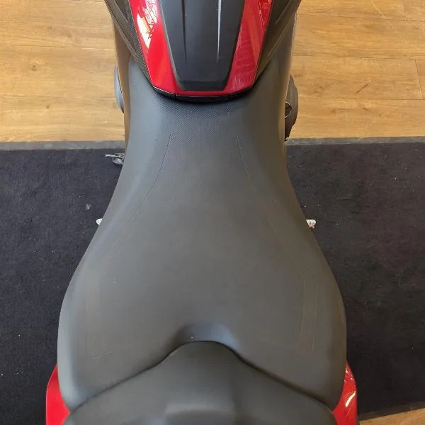 TRIDENT 800