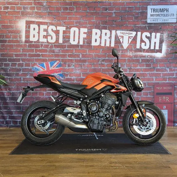 STREET TRIPLE 765 R A2