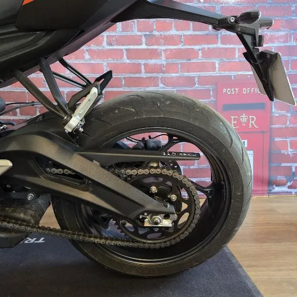 STREET TRIPLE 765 R A2